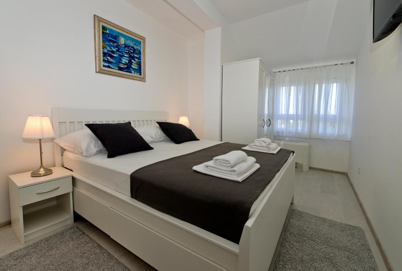 Apartment Maria - Free Garage Дубровник Екстериор снимка