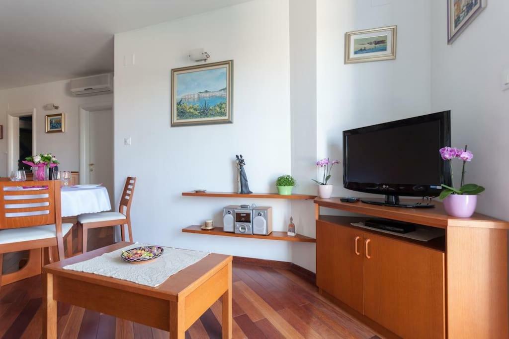 Apartment Maria - Free Garage Дубровник Екстериор снимка