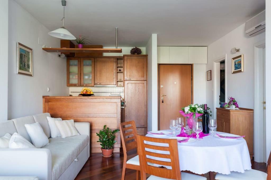 Apartment Maria - Free Garage Дубровник Екстериор снимка